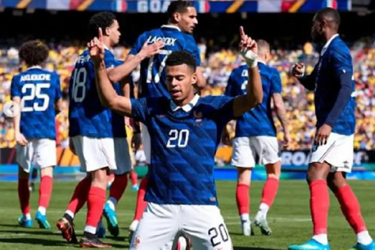 Francia vence 3-1 a Colombia en amistoso internacional, Redes Sociales