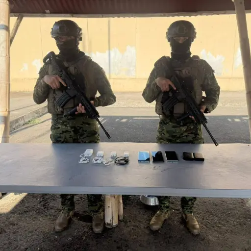 Celulares y droga en El Rodeo: Operación militar revela las brechas de seguridad en cárcel de Manabí