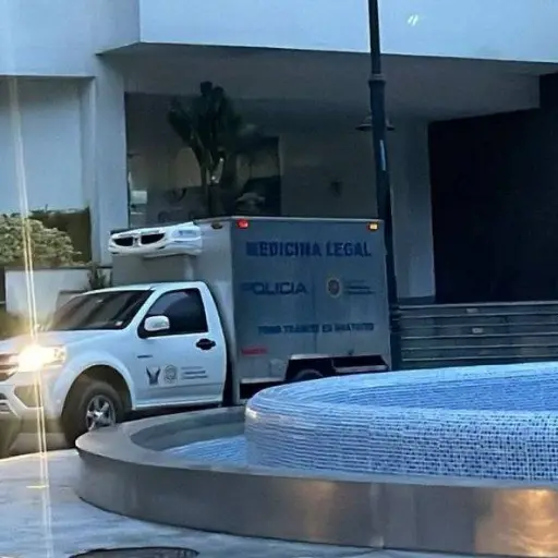 Muere alias Frenillo al caer de un edificio en Puerto Santa Ana durante operativo policial
