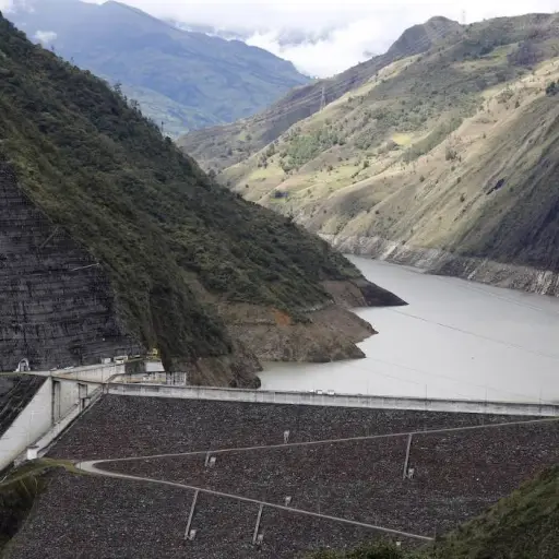 Mazar mantiene niveles superiores a 2024 y respalda la generación eléctrica en Ecuador