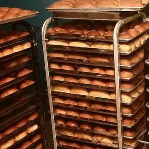 Panadería de Quito ofrece disculpas tras hallazgo de hoja de afeitar en un pan