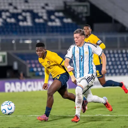 Ecuador cae 3-1 ante Argentina en semifinales del Sudamericano Sub-17 en Paraguay  