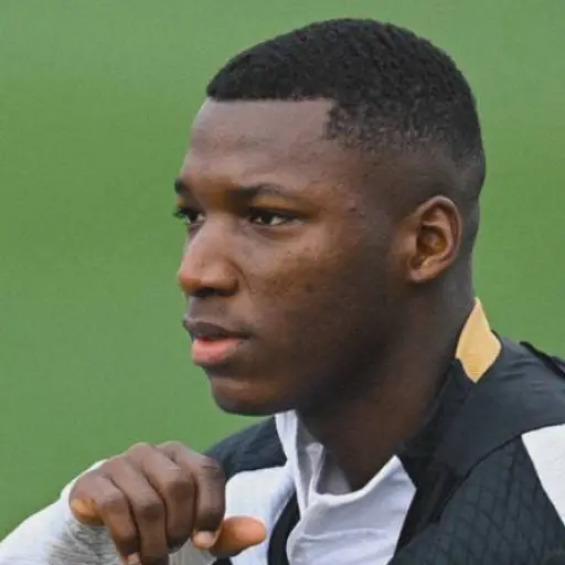 Moisés Caicedo expresa su felicidad tras renovar con Chelsea FC hasta 2033