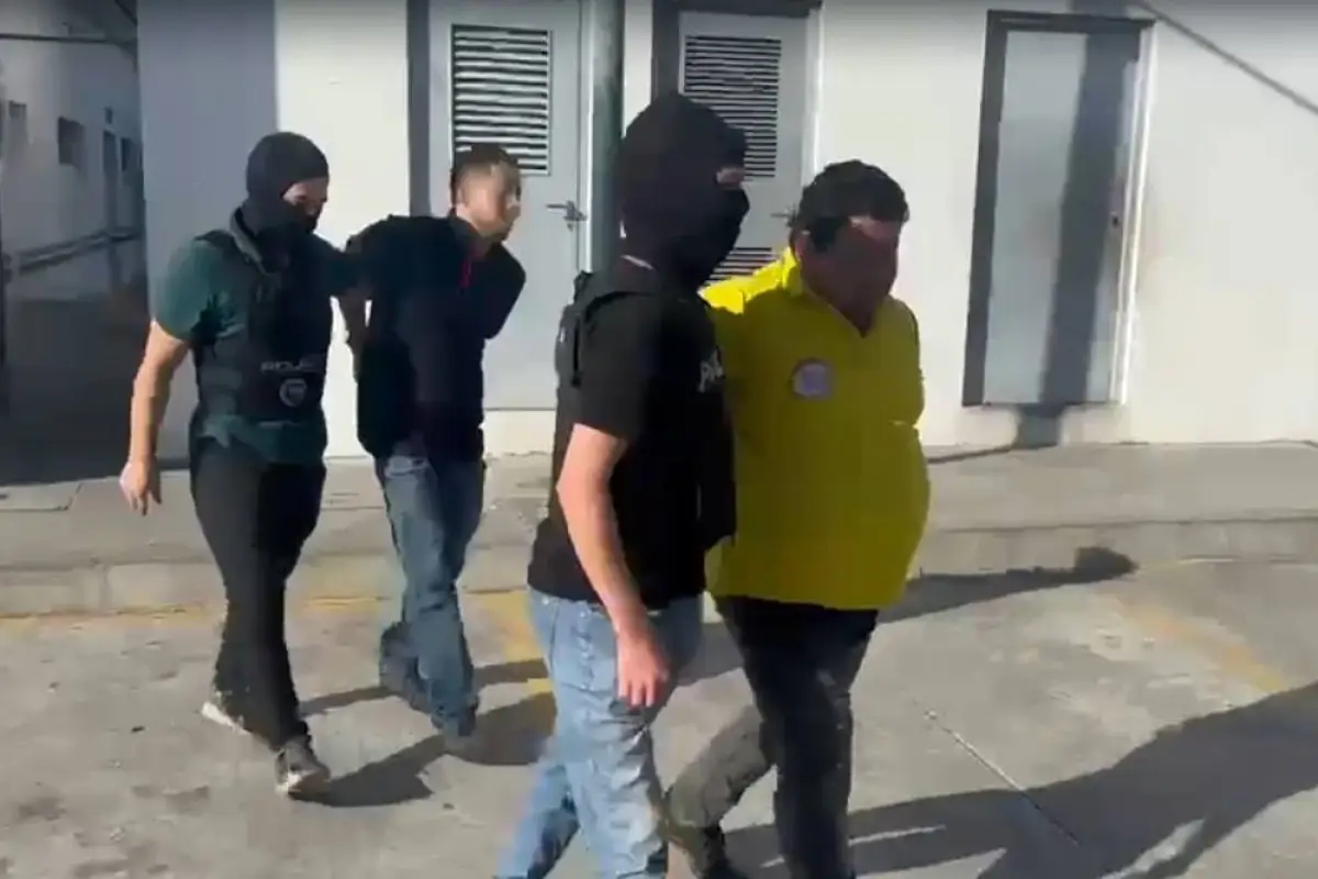 Operativo de la UNASE en Manta deja dos detenidos por presunta extorsión
