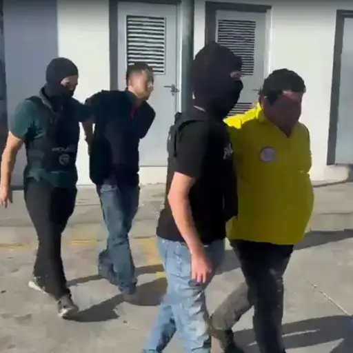 Exigían 5 mil dólares y amenazaban a una familia: así cayó una presunta red de extorsión en Manta