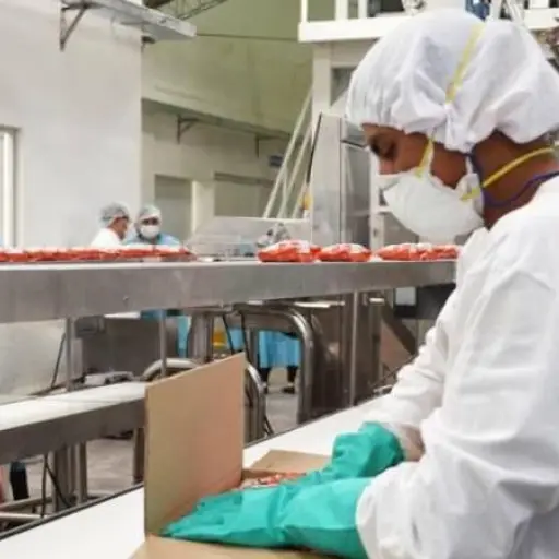 Pago por trabajar en el feriado del 1 de mayo de 2026 en Ecuador: así se calcula el recargo