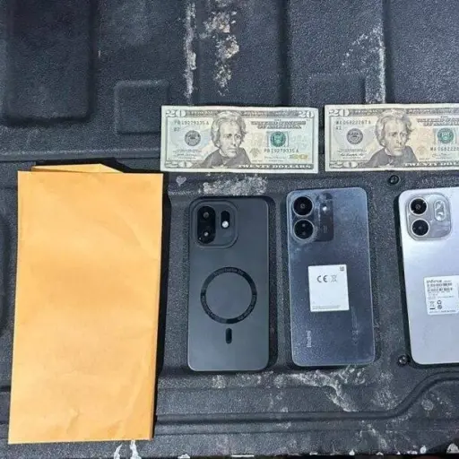Capturan a dos extorsionadores del grupo criminal SAOBOX tras amenaza a comerciante en El Oro