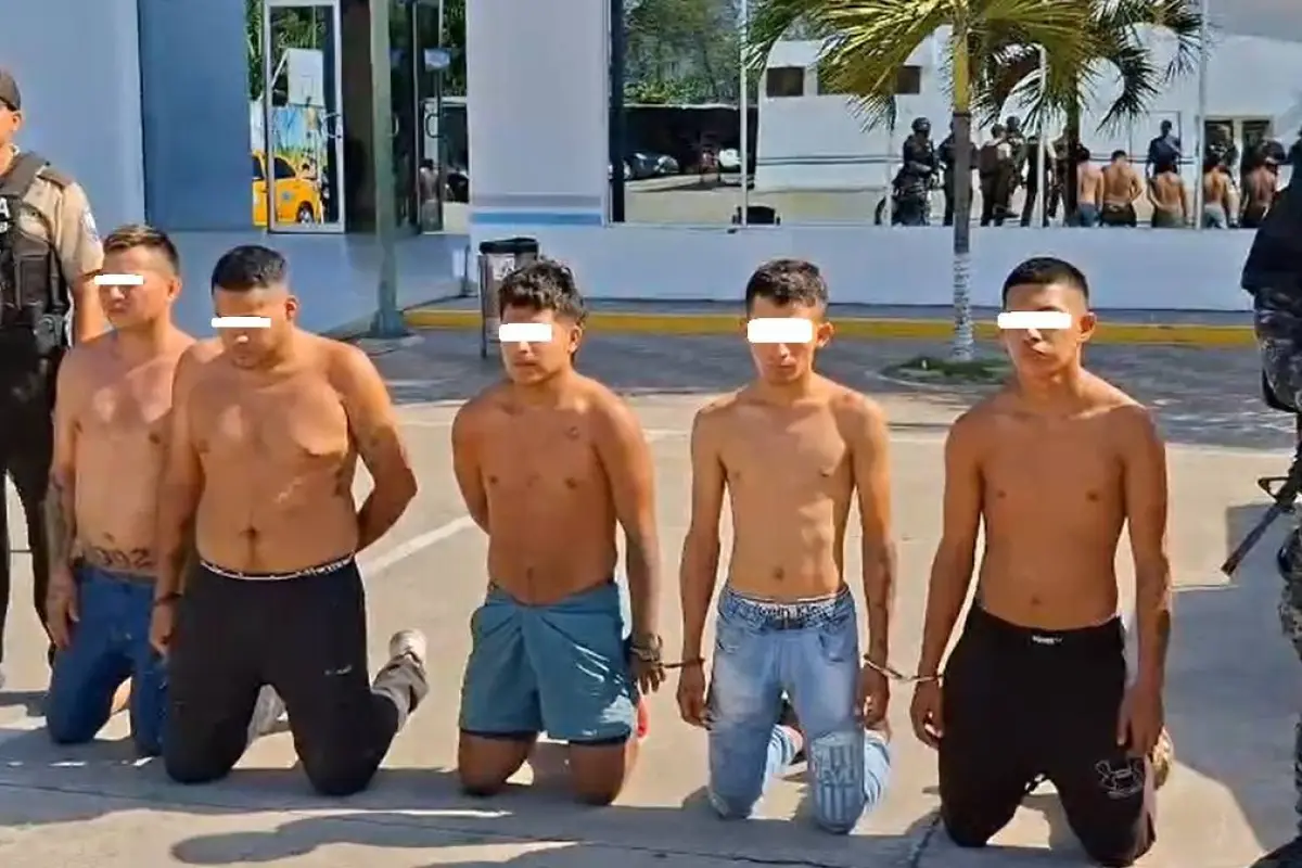 Autoridades reportan allanamientos y detenciones tras persecución en el distrito de Manta