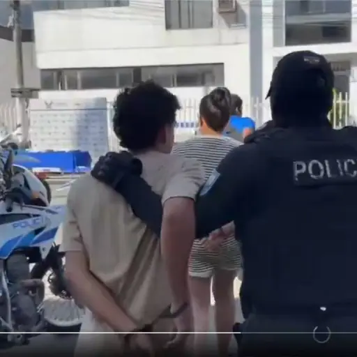 Desmantelan red criminal en Babahoyo tras captura de sujeto armado y hallazgo de arsenal clandestino