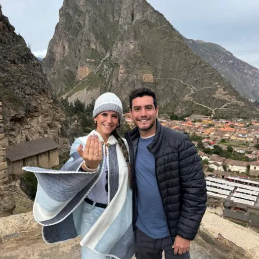 Danilo Rosero anuncia su compromiso con la influencer Paola Andrade tras propuesta en Cusco 
