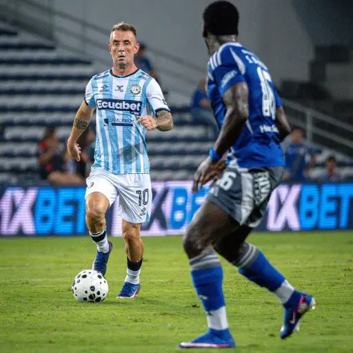 ¡Doblete del Kitu Díaz! Emelec perdió ante Guayaquil City y suma su quinta derrota en Liga Ecuabet