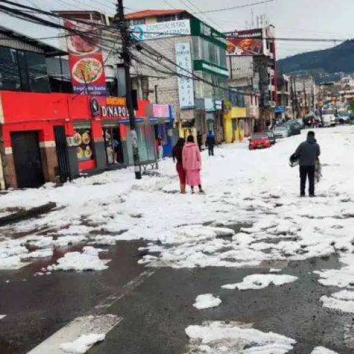 Quito prevé calor, lluvias y granizo este 14 de abril, según el Inamhi