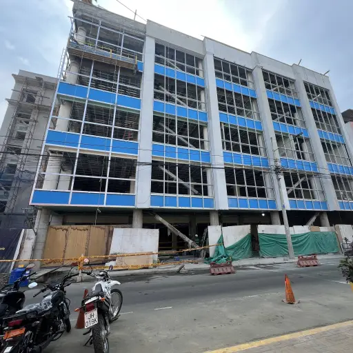 El centro de Portoviejo aún muestra huellas del terremoto del 16 de abril de 2016