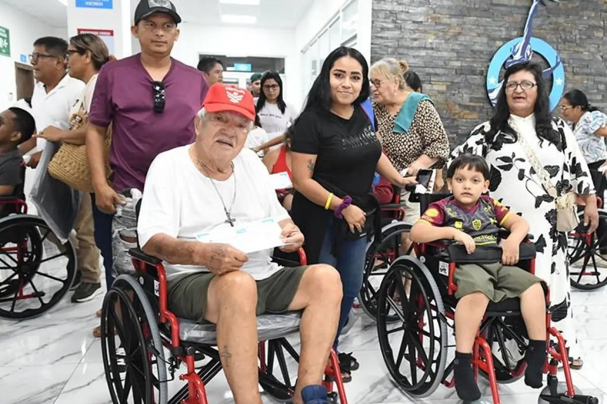 Alianza institucional facilita entrega de sillas de ruedas en Casa Guayaca para beneficiarios