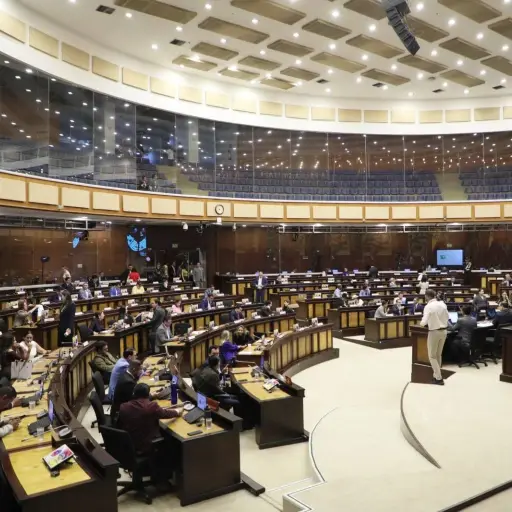 Asamblea no logra ratificar ley de empleo joven tras objeción total del Ejecutivo