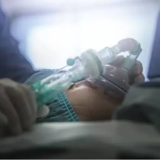 Estudio vincula variante genética con complicaciones neurológicas tras anestesia en niños