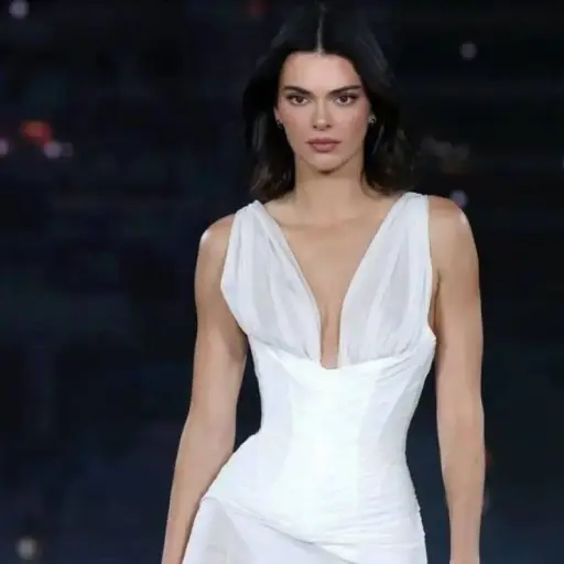 Kendall Jenner y Jacob Elordi avivan rumores de romance tras coincidir en Coachella 2026