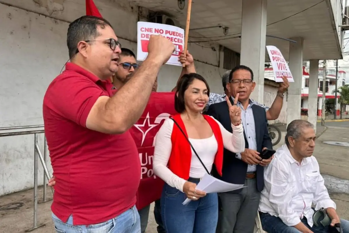Mery Zamora, dirigente de Unidad Popular, desmiente al CNE y ratifica su participación en las próximas elecciones.