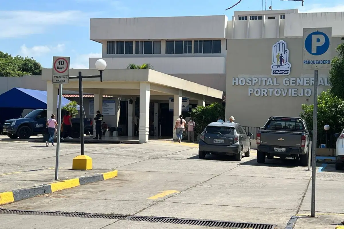 El Hospital General del IESS Portoviejo, fue construido hace más de 40 años., El Diario