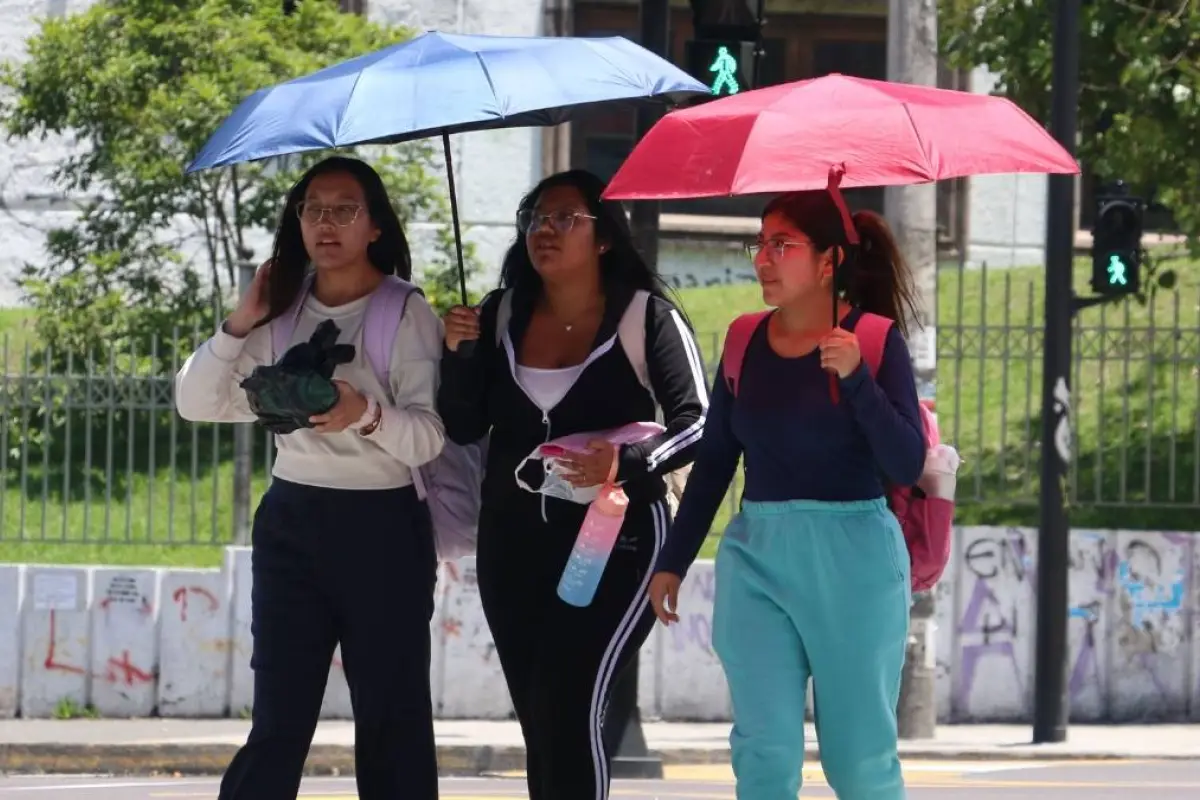 El Inamhi advierte sobre temperaturas extremas y alta radiación en el Litoral de Ecuador hasta el 20 de abril.