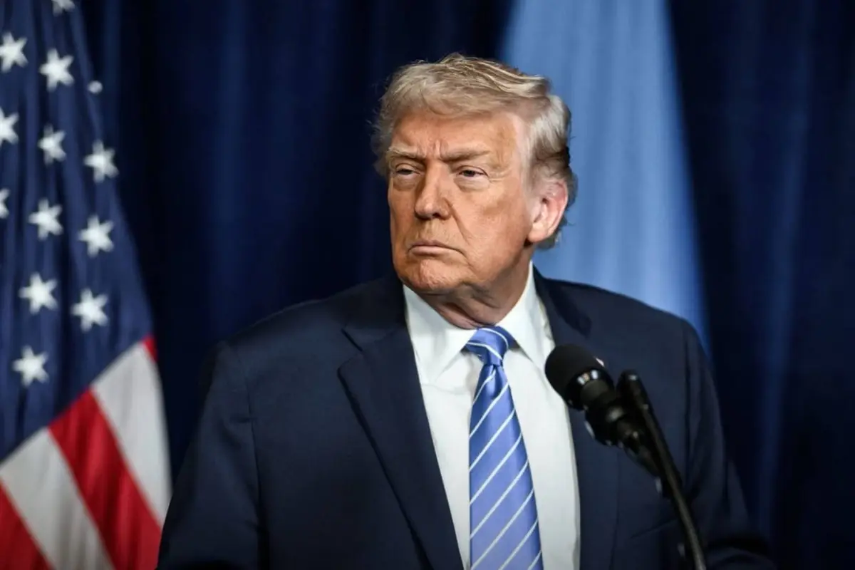 Donald Trump impondrá aranceles del 50% a países que envíen armas a Irán.