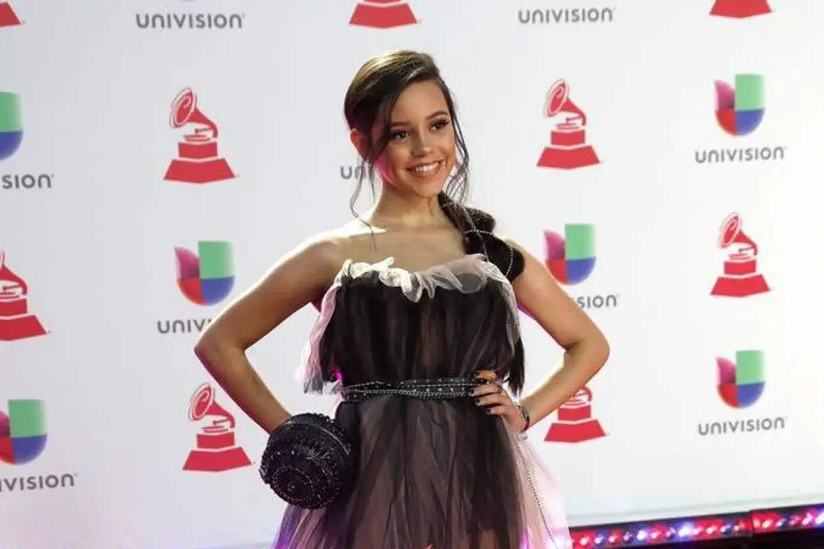 La actriz Jenna Ortega revela la crisis profesional que casi la retira del cine.