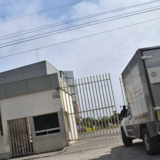 Hombre fallece por heridas de arma blanca en un presunto caso de suicidio en Santo Domingo