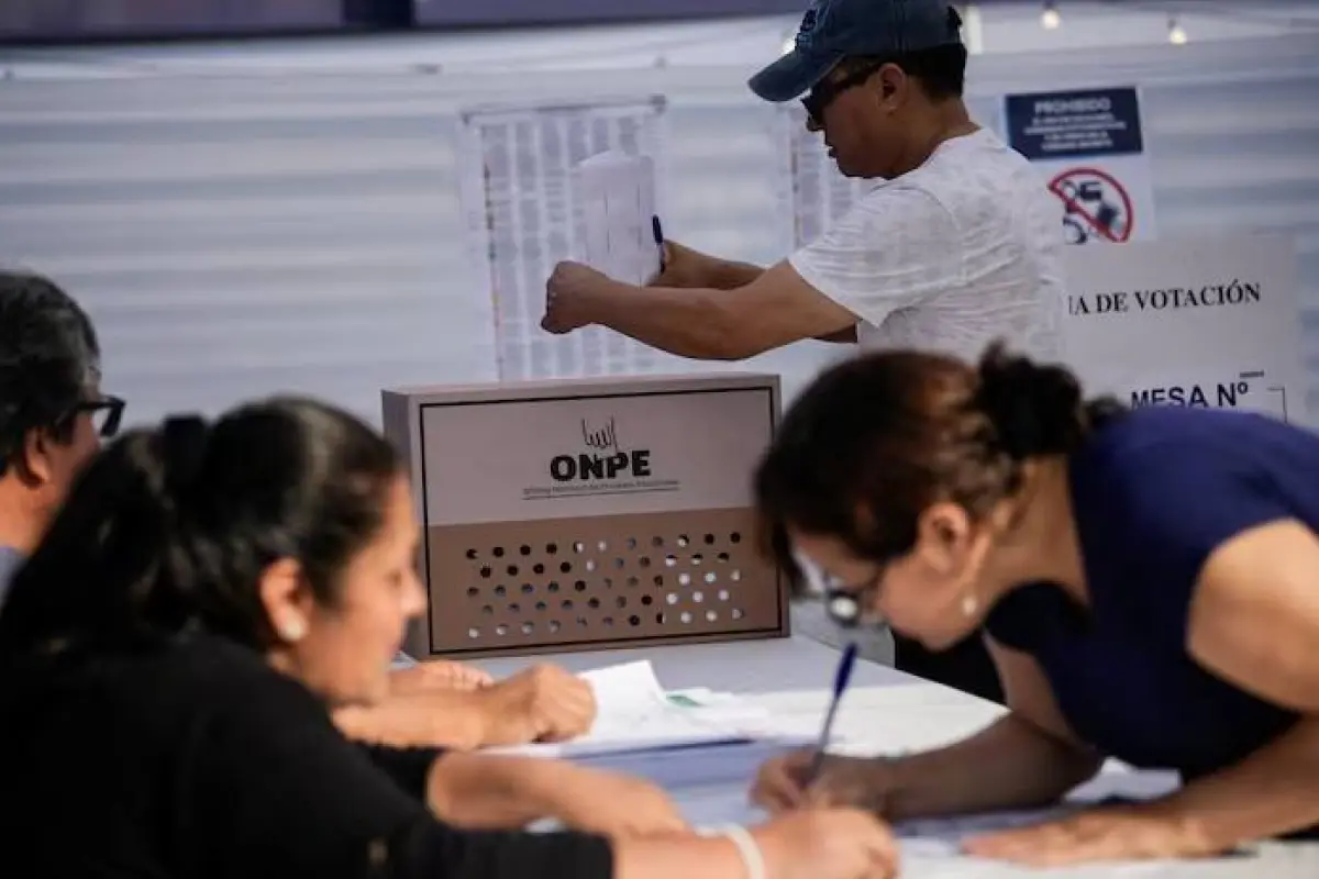 La jornada de sufragio continuará este lunes 13 de abril según las autoridades electorales de Perú, Foto: Agencias