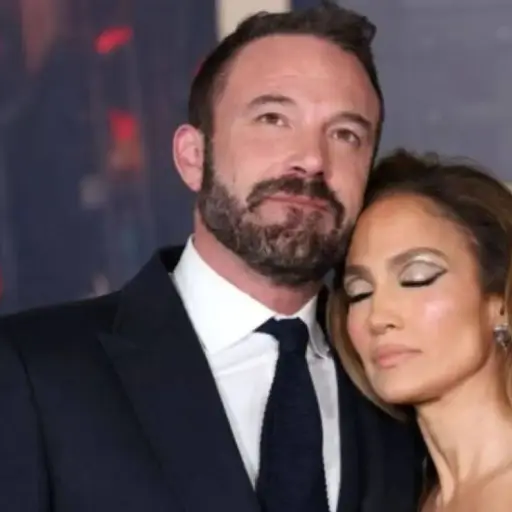 Jennifer Lopez obtiene control total de mansión en Beverly Hills tras acuerdo con Ben Affleck