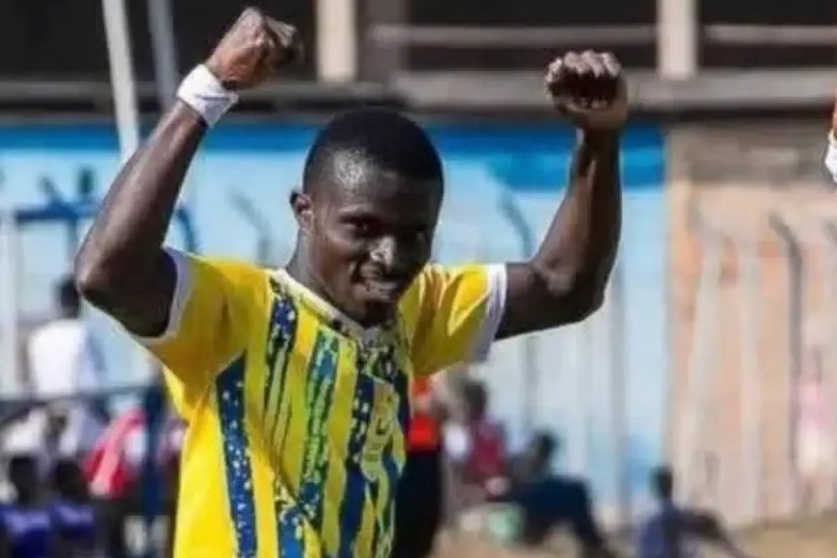 Dominic Frimpong, jugador del club Berekum Chelsea, murió tras recibir un disparo en la cabezaa., Foto: Redes Sociales