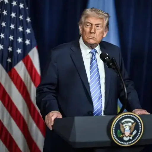 Trump descarta disculparse con el Papa León XIV y cuestiona su postura sobre seguridad
