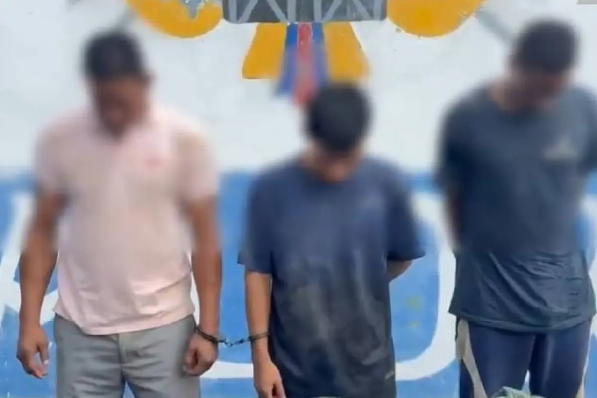 Tres de los sospechosos detenidos que presentó la Policía en sus canales oficiales., Foto: Policía Nacional