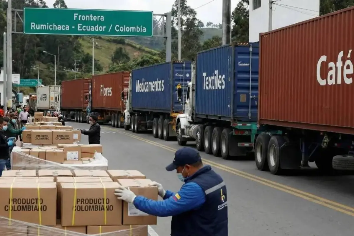 Ecuador impone aranceles del 100 % a productos de Colombia.