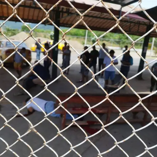 Policía vincula triple asesinato en Bahía de Caráquez con extorsiones a transportistas
