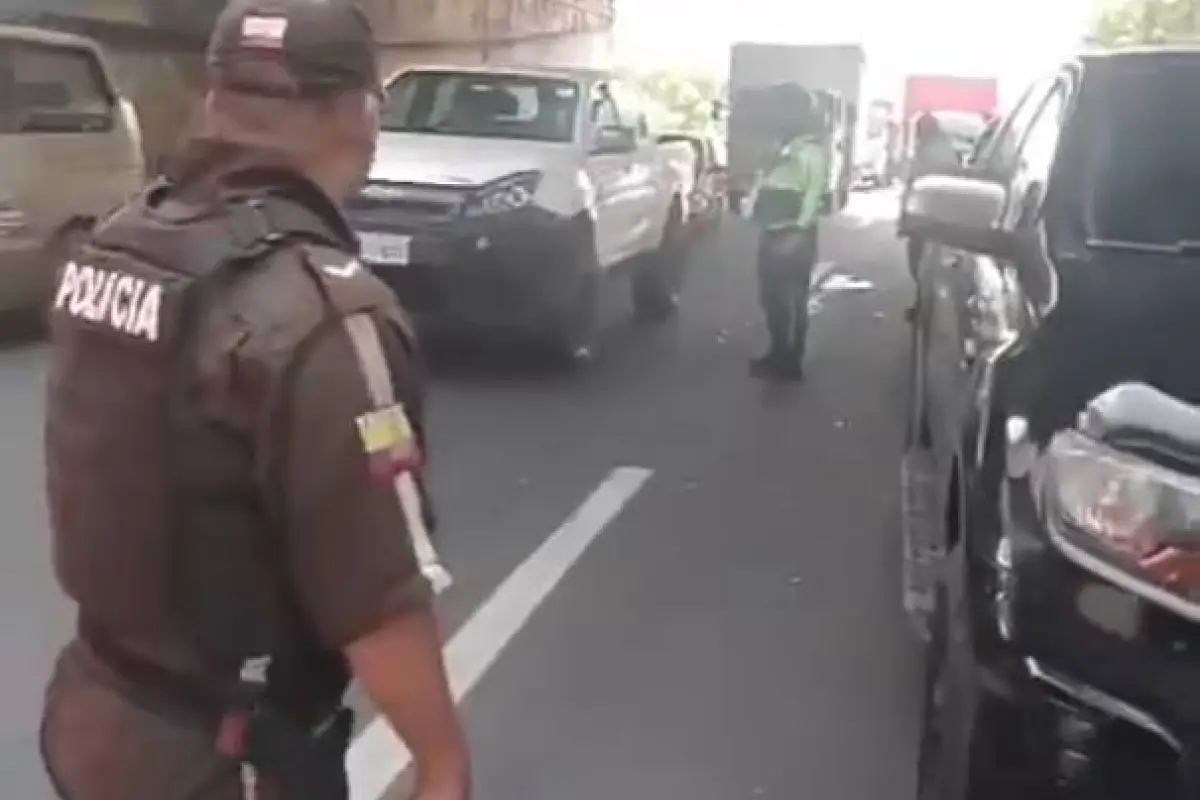 Policías