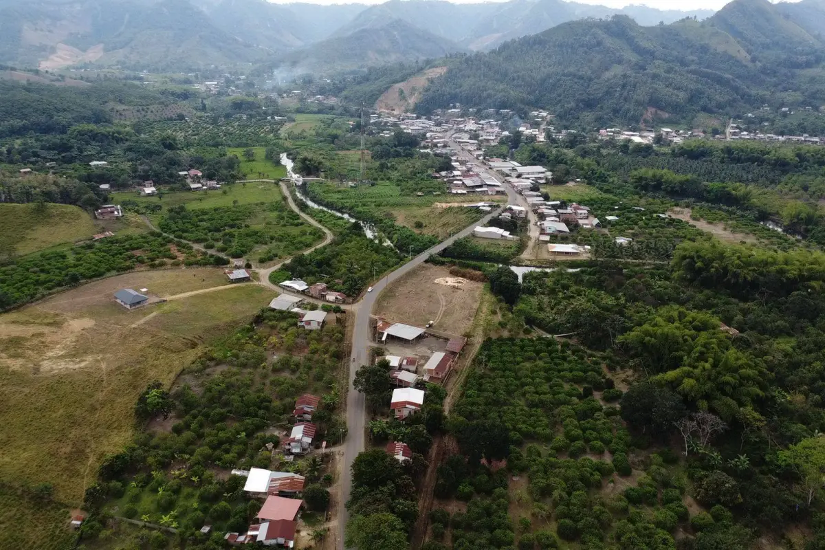 Inician obras en la vía Ayacucho – San Juan de las Cucarachas con inversión de más de  millones, cortesía