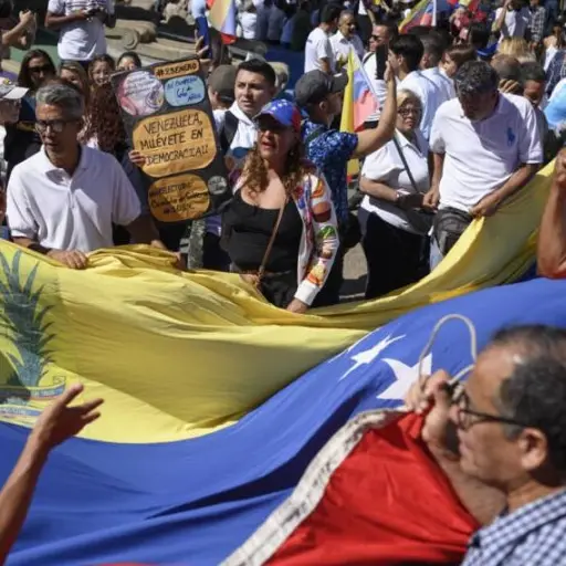 Oposición de Venezuela exige convocatoria a elecciones presidenciales tras cumplirse plazo constitucional