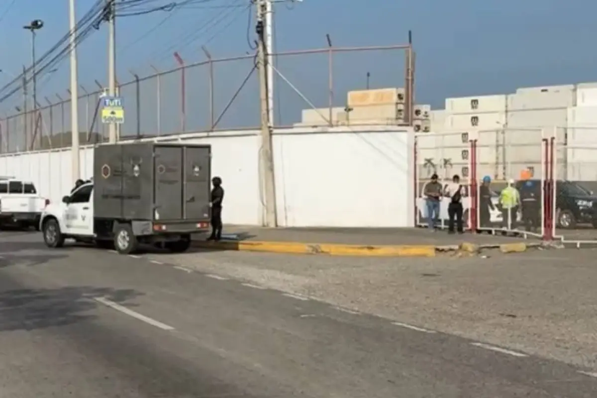 Las partes humanas fueron dejadas al ingreso de la terminal portuaria en Puerto Bolívar., Foto: Cortesía