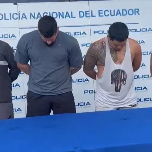 Dos ciudadanos fueron aprehendidos por presunto tráfico de armas y municiones en Santo Domingo