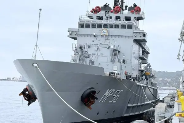 El buque BAE Jambelí que en los próximos días arribará a Ecuador, según el Ministerio de Defensa. ,Foto: Min. de Defensa