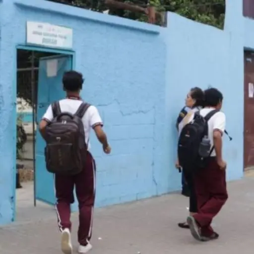 Traslados entre instituciones educativas fiscales inician el 7 de abril en régimen Costa-Galápagos