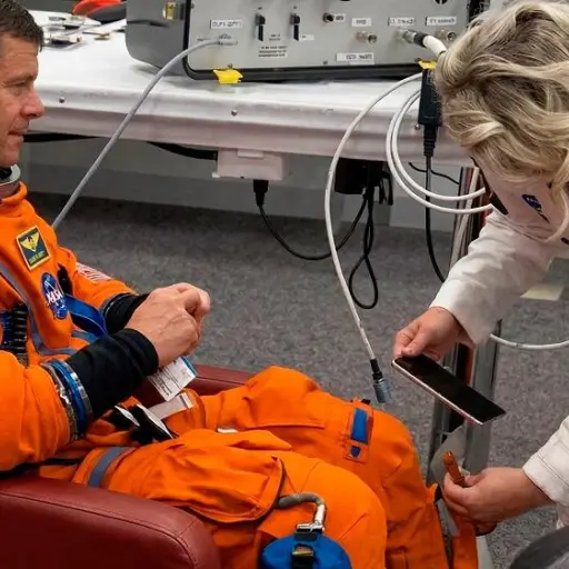 Los astronautas de Artemis II se llevaron el iPhone 17 Pro Max para hacer fotos y vídeos desde el espacio
