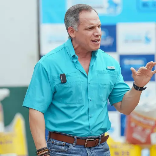 Viceprefecto Carlos Serrano reemplazará a Aguiñaga en la Prefectura del Guayas