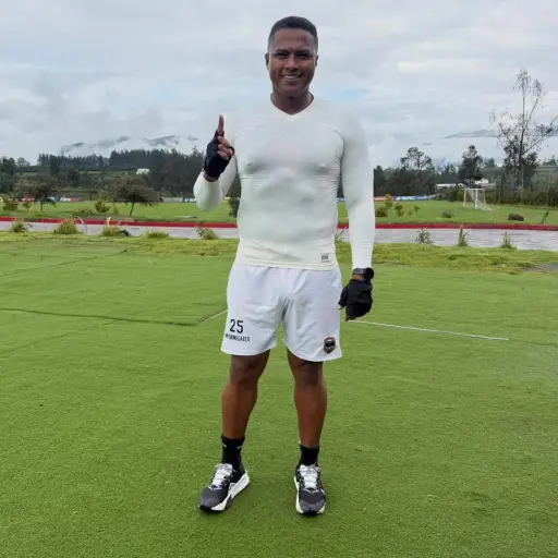 Antonio Valencia vuelve a jugar a los 40 años: ficha por el líder de la liga de veteranos en Inglaterra  