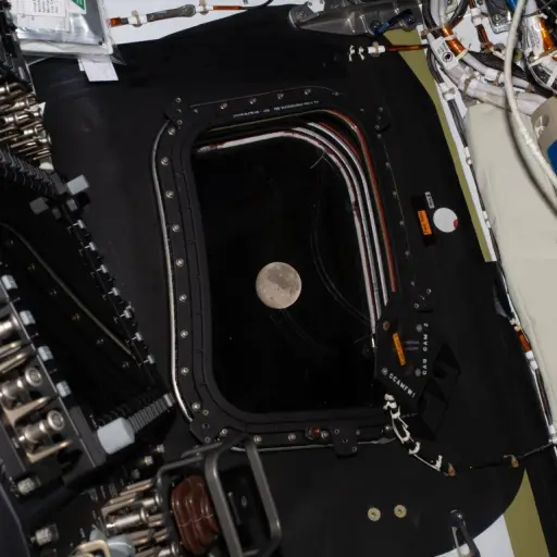 La tripulación de Artemis II bate el récord de distancia más lejana recorrida por humanos desde la Tierra