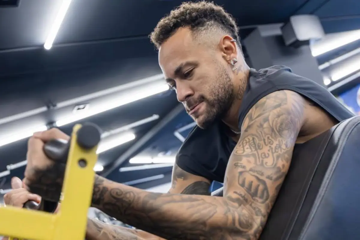Neymar se operó y es baja en Santos para medir este miércoles a Deportivo Cuenca.