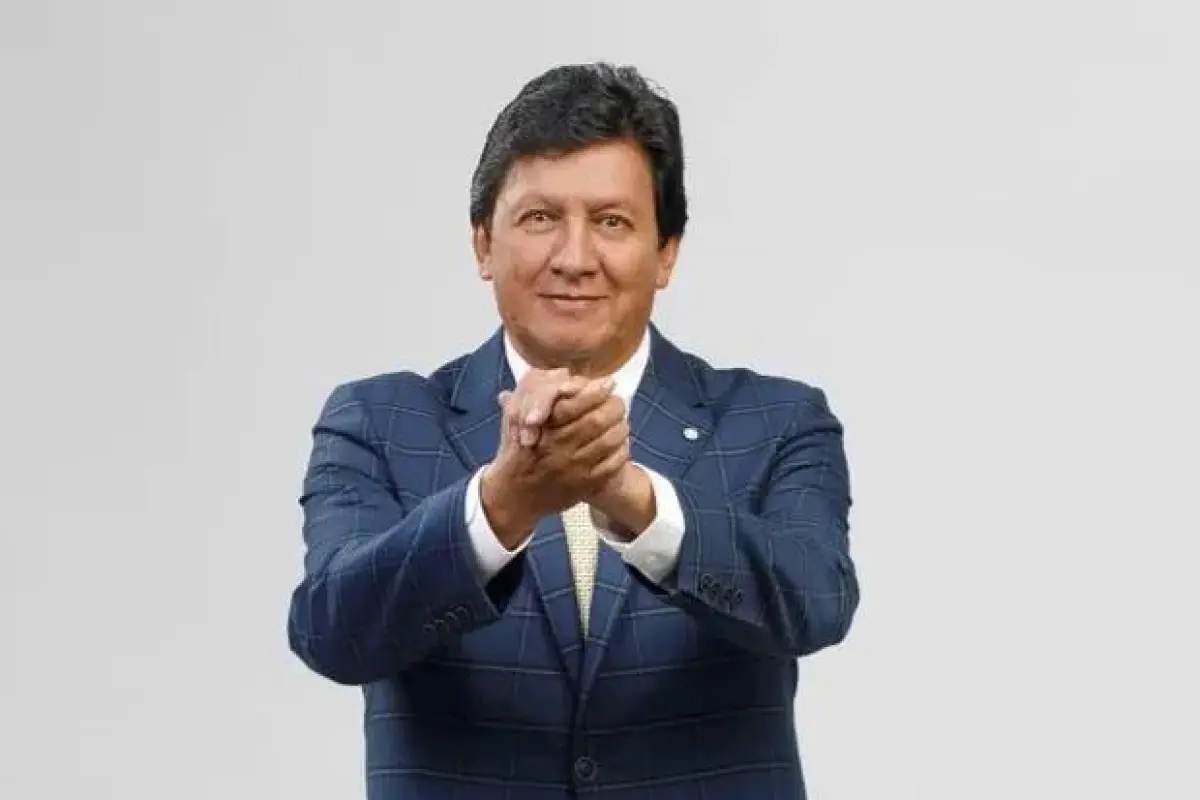 Gustavo Velásquez 