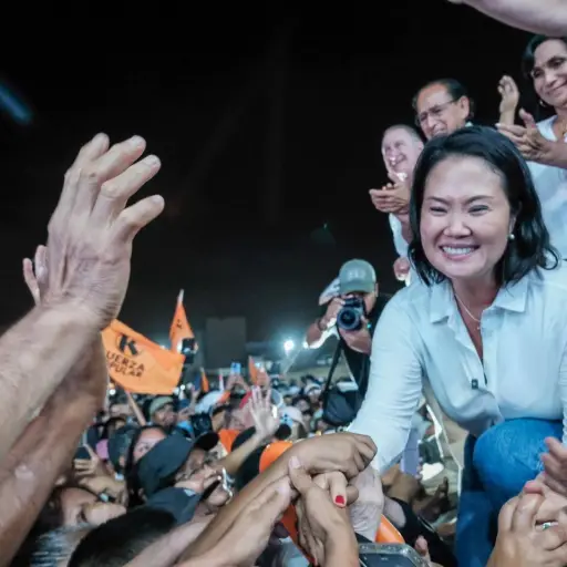 Keiko Fujimori lidera la carrera presidencial en Perú