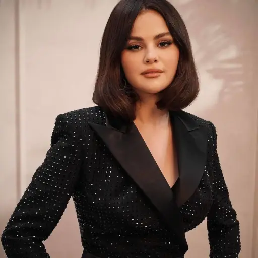 Selena Gómez se abre sobre su trastorno bipolar: “No me define” y revela cómo Benny Blanco ha sido clave en su sanación