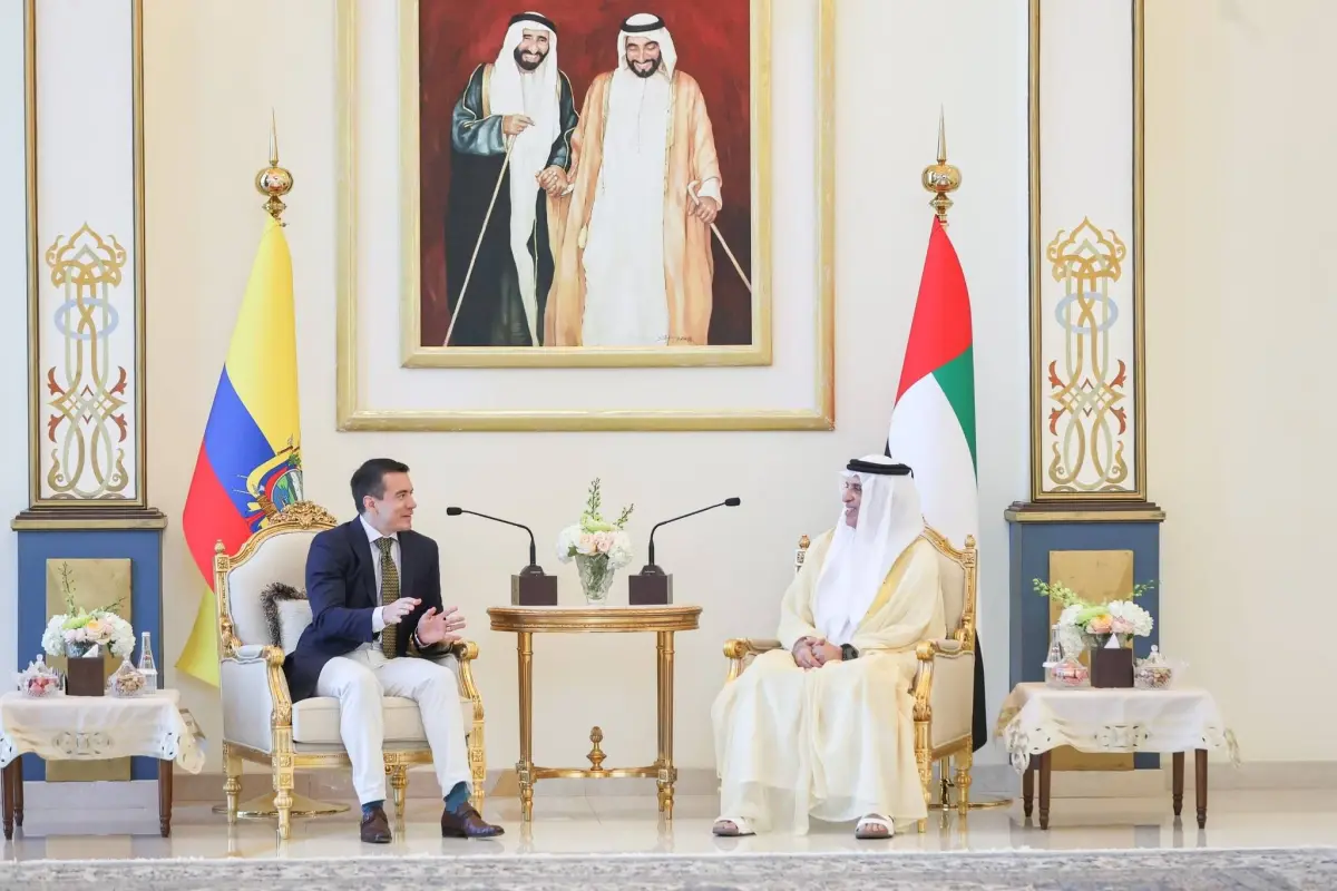 Corte Constitucional aprueba tratado de inversiones con Emiratos Árabes Unidos tras exigir exclusión arbitral., X: @Presidencia_Ec